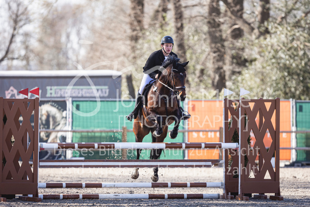 250408_Mühlen_SprPf-A2-288 | Deine schönsten Turniermomente als professionelle Fotos! Entdecke hochwertige Pferdesport-Fotografie im Online-Shop. Jetzt Fotos finden & bestellen!