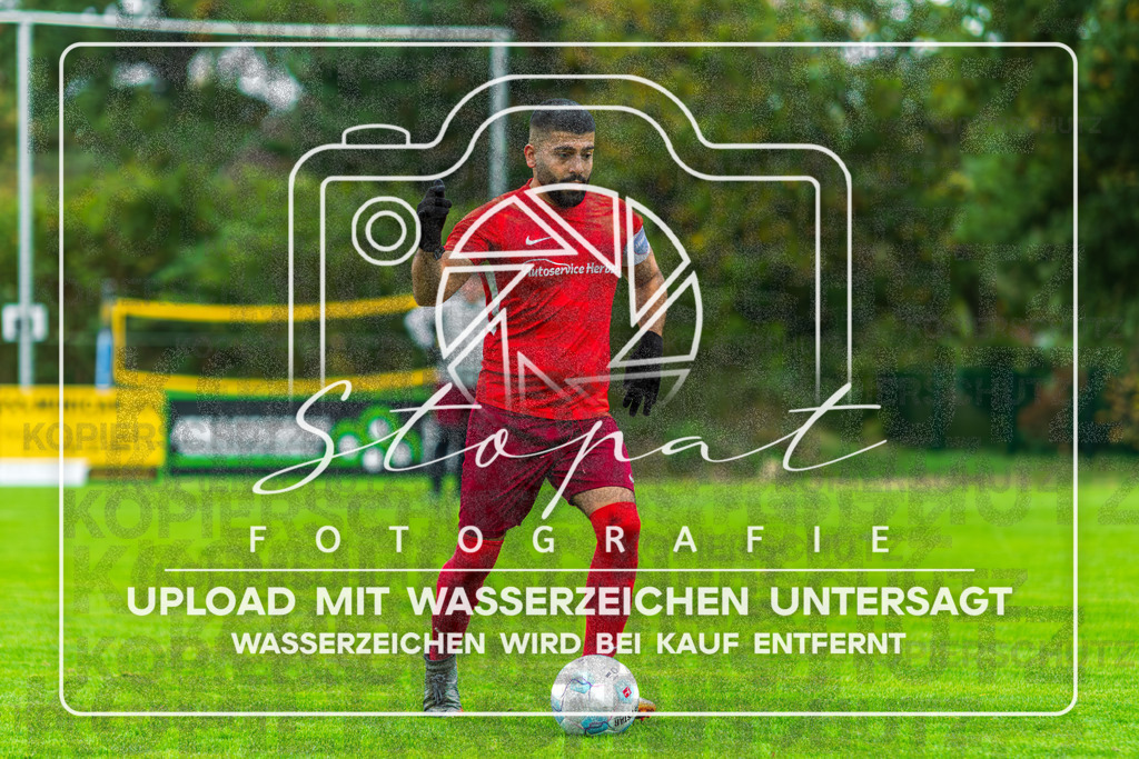 FSFSLEN-1022 | Demhat Alp (Eintracht Leinetal 4 #25) beim Herren 3. Kreisklasse HK Spiel zwischen FG Fulde-Stellichte 2 und Eintracht Leinetal 4 im Fulder Zentralstadion, Fulde (Simon Paul Stopat) - Realisiert mit Pictrs.com