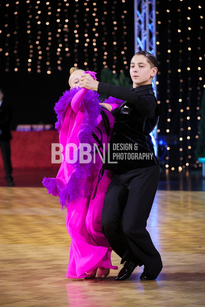 Winter Dance Festival | Mülheim a.d. Ruhr - 14.12.2025: Winter Dance Festival in Mülheim a.d. Ruhr (Westenergiehalle), Germany. Photo by: BobNL design &amp; photography  - Realized with Pictrs.com