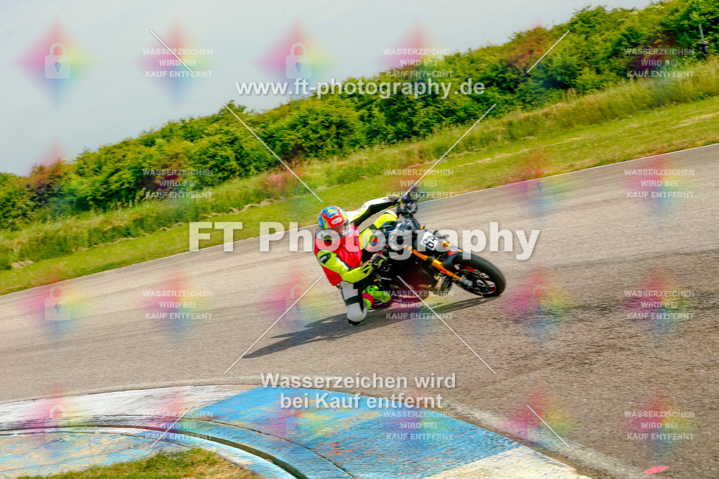 _MOT1253 | Hier findet Ihr Bilder von Touristenfahrten auf der Nürburgring Nordschleife oder von anderen Veranstaltungen die ich besucht habe. Viel Spass beim Durch Schauen 