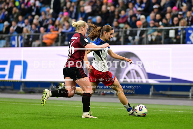 Fußball I Frauen I Saison 2025-2026 I Bundesliga I 10. Spieltag I Hamburger SV - 1. FC Nürnberg I 45814 | Aleigh Gambone (16, 1. FC Nürnberg) Leni Marie Eggert (29, Hamburger SV) - Realisiert mit Pictrs.com