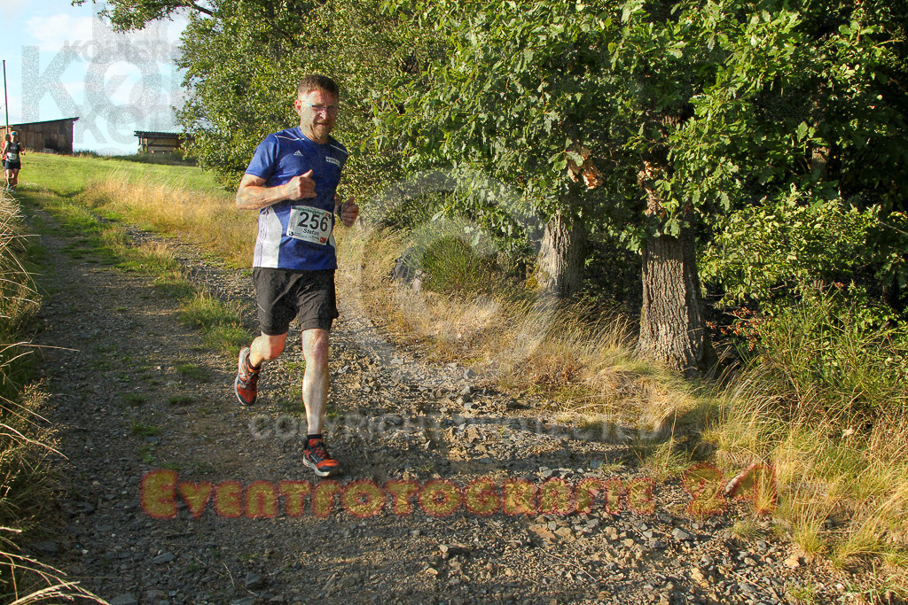 250801_1927_EV4_8718 | Sportfotografie im Rhein-Sieg Kreis, Köln, Bonn, NRW, Rheinland Pfalz, Hessen, etc. Unser Tätigkeitsfeld umfasst den Laufsport vom Volkslauf über den Marathon, Duathlon, Triathon bis zum Ultralauf wie Kölnpfad Ultra oder Schindertrail.