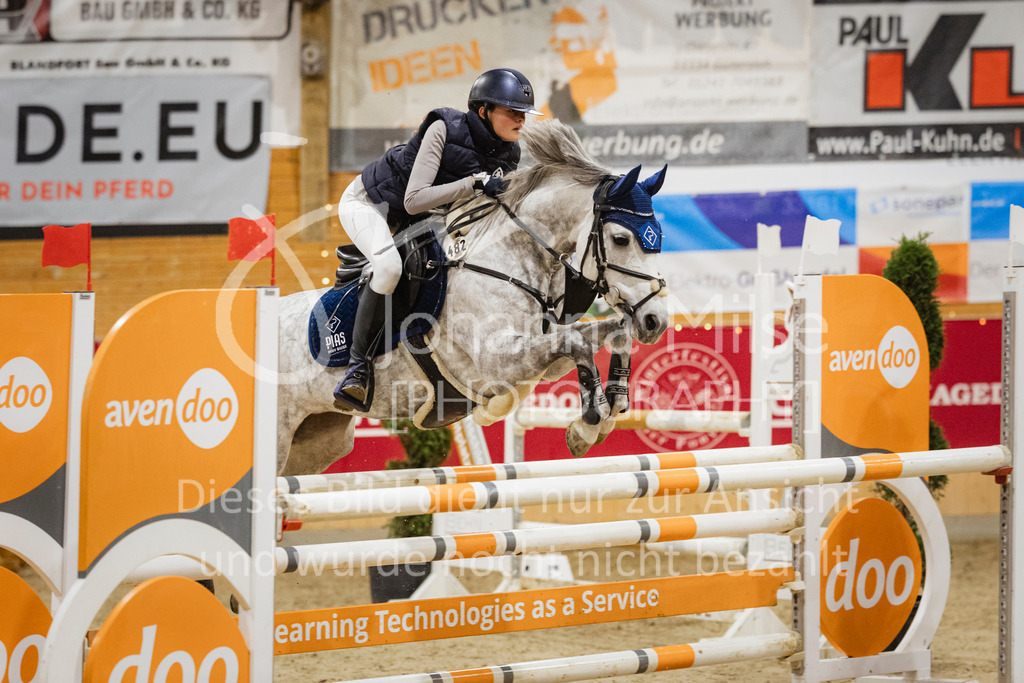 231118_PonyTrophy-237 | Deine schönsten Turniermomente als professionelle Fotos! Entdecke hochwertige Pferdesport-Fotografie im Online-Shop. Jetzt Fotos finden & bestellen!