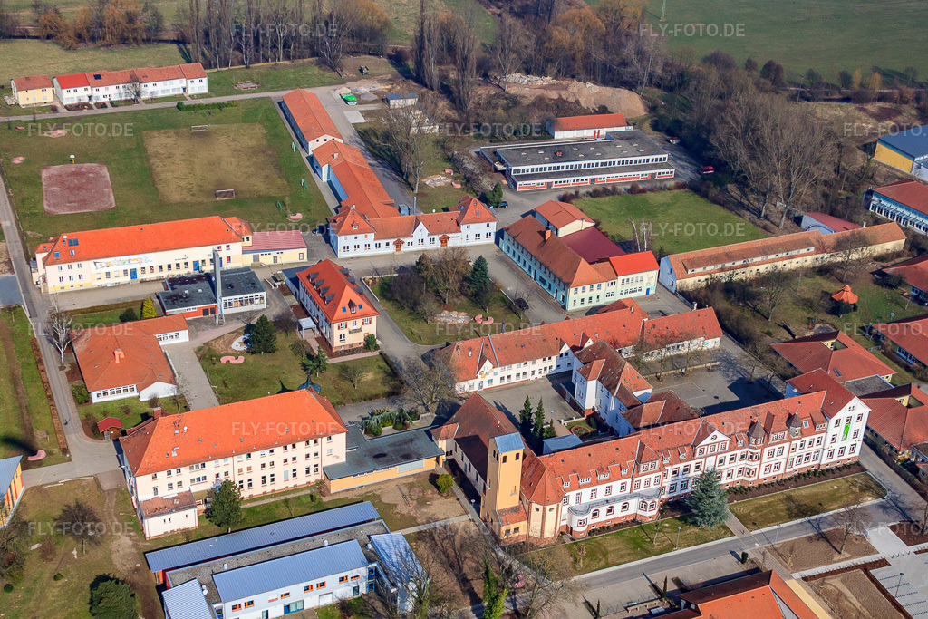 Luftbild: Jugendwerk und Berufsbildende Schule St. Josef und Caritas-Förderzentrum St. Laurentius und Paulus in Landau in der Pfalz im Bundesland Rheinland-Pfalz in Deutschland.Foto: IMG_37679.jpg vom 05.03.2011 durch Werner Riehm/FLY-FOTO.deJugendwerk St. Josef :: Jugendwerk St. JosefCaritas Förderzentrum St. Laurentius und Paulus | Caritas Speyer
