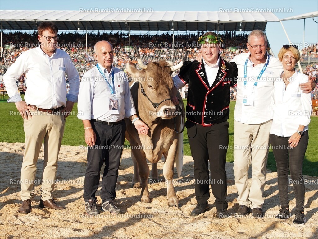 190 (2) | René Burch leidenschaftlicher Fotograf aus Kerns in Obwalden.  Hier finden sie Sport, Landschaft und Natur Fotografie.
 - Realisiert mit Pictrs.com