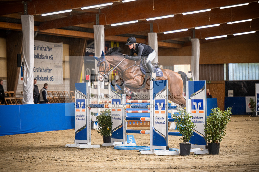 DOS_0075 | Entdecke hochwertige Reitturnierfotos von Foto Oger. Professionell, emotional und authentisch – jetzt Lieblingsmomente im Shop bestellen.Deutschlandweite Turnierfotografie. - Realisiert mit Pictrs.com