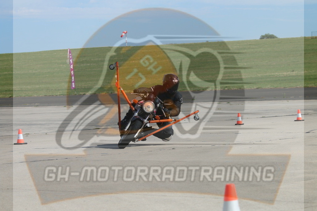 IMG_3901 | gh-motorradtraining-foto.de - Realisiert mit Pictrs.com