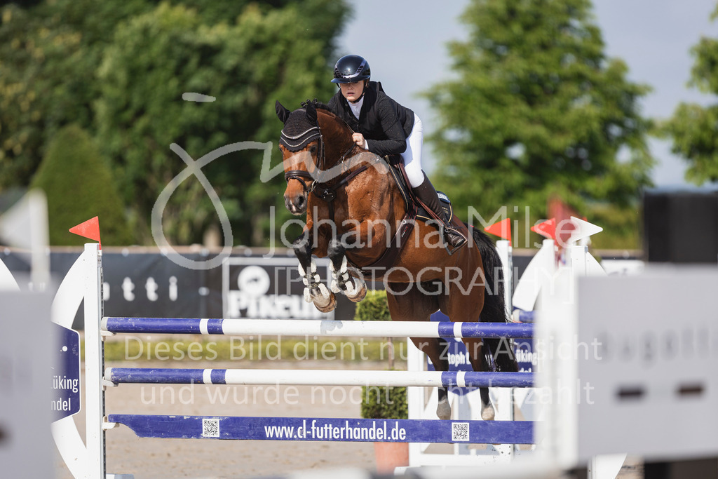 250601_MayDays_M2-Spr-900 | Deine schönsten Turniermomente als professionelle Fotos! Entdecke hochwertige Pferdesport-Fotografie im Online-Shop. Jetzt Fotos finden & bestellen!