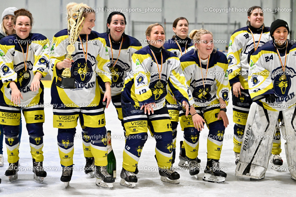 WILDCATS PATERNION & Lady Hawks Siegerehrung-Meisterfeier | Jubel Wildcats Paternion Mannschaft, WILDCATS PATERNION &amp; Lady Hawks Siegerehrung-Meisterfeier, WILDCATS PATERNION &amp; Lady Hawks Siegerehrung-Meisterfeier am 12.03.2025 in Steindorf (Ossiachersee Halle), Austria, (Photo by Bernd Stefan)