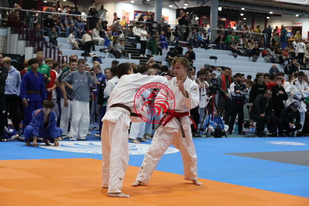 1J7A2427 | Fotos vom Adler Cup - Pictures from Adler Cup

Hier findet Ihr alle Eindrücke und großen Momente der Adler Cup Wochenenden. Here you will find all impressions and great moments of the Adler Cup weekends. - Realisiert mit Pictrs.com