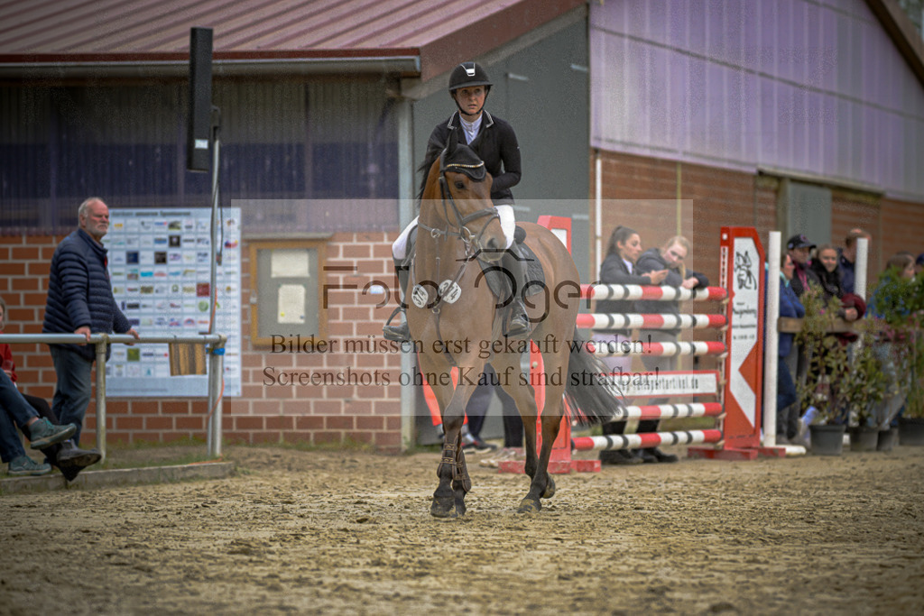 20240505-DOS_2496 | Entdecke hochwertige Reitturnierfotos von Foto Oger. Professionell, emotional und authentisch – jetzt Lieblingsmomente im Shop bestellen.Deutschlandweite Turnierfotografie. - Realisiert mit Pictrs.com
