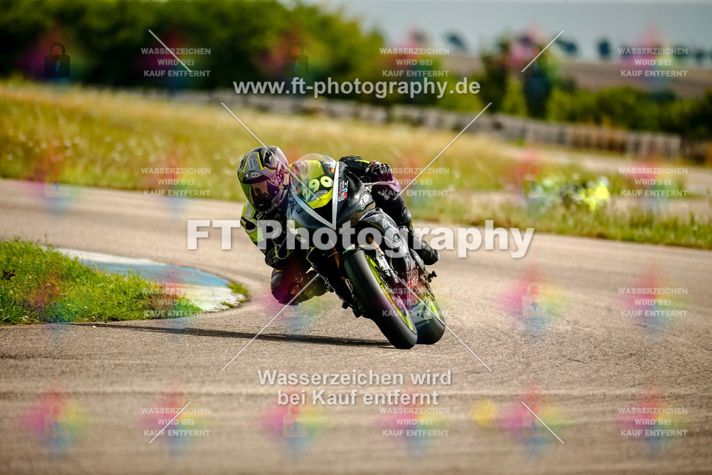 Chambley Juli-2436 | Hier findet Ihr Bilder von Touristenfahrten auf der Nürburgring Nordschleife oder von anderen Veranstaltungen die ich besucht habe. Viel Spass beim Durch Schauen 