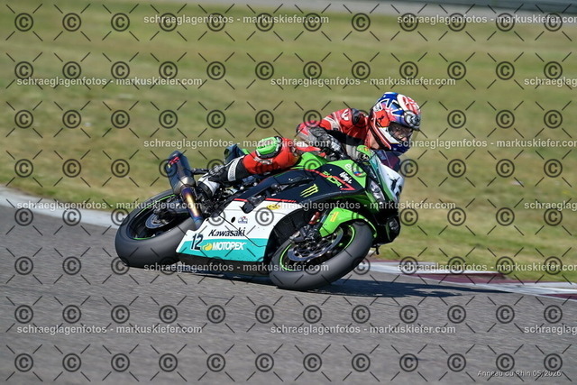 26BT02-0176 | markuskiefer.com - Realisiert mit Pictrs.com