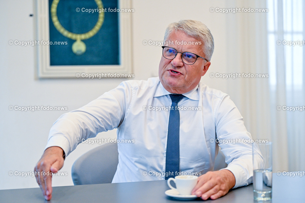 Klaus Luger (SP_ Bgm. der Stadt Linz)_ 01.07.2024-22 | 01.07.2024, Altes Rathaus, AUT, Buergermeister Klaus Luger, im Bild Klaus Luger (SP, Buergermeister der Stadt Linz) 