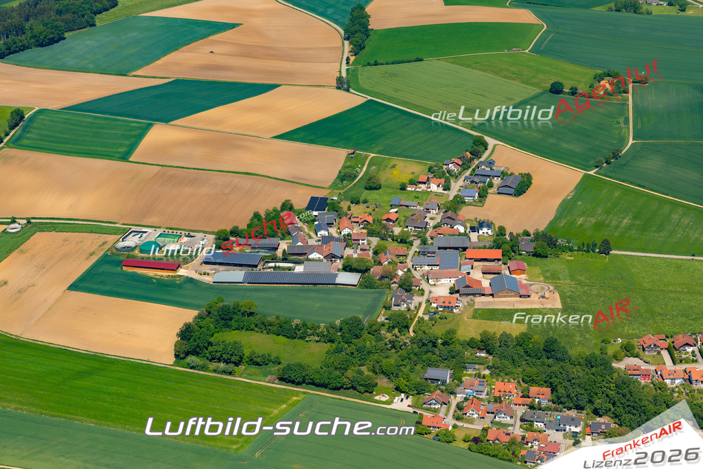 Moosberg-Weng-2024-116 | Die Luftbild Suche. Hier finden Sie Luftaufnahmen, Drohnen und Schrägluftbilder von Städten und Orte. Aktuelle + Archiv Luftbilder auch mit Lizenz.