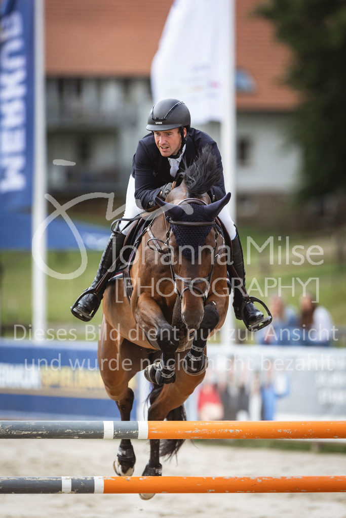 240714_BHO_M2-Spr-2-332 | Deine schönsten Turniermomente als professionelle Fotos! Entdecke hochwertige Pferdesport-Fotografie im Online-Shop. Jetzt Fotos finden & bestellen!