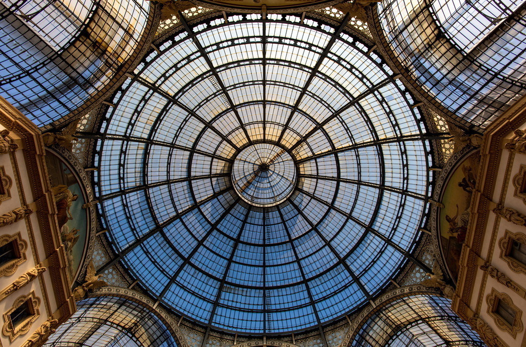 Roof of the gallerie in Milan - Italy | G-VBJNHHY5Q4 #phowoto #wolfgang #weber #Hamburg #germany #photography #sell #picturestobuy #buy #pictures #sell #sport #travel #architecture #city #street #makro  - Realisiert mit Pictrs.com