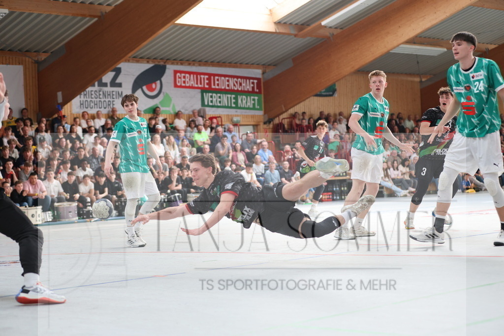 2H2A1422 | Tanja Sommer - TS Sportfotografie - Realisiert mit Pictrs.com