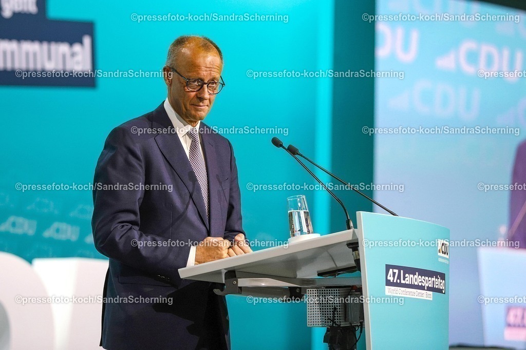 xsscx30082501014 | 30.08.2025, xsscx, Bundeskanzler Friedrich Merz der Bundesrepublik Deutschland auf dem 47. Landesparteitag der CDU Nordrhein-Westfalen mit dem Motto - SO! geht kommunal - im World Conference Center in Bonn Nordrhein-Westfalen Deutschland