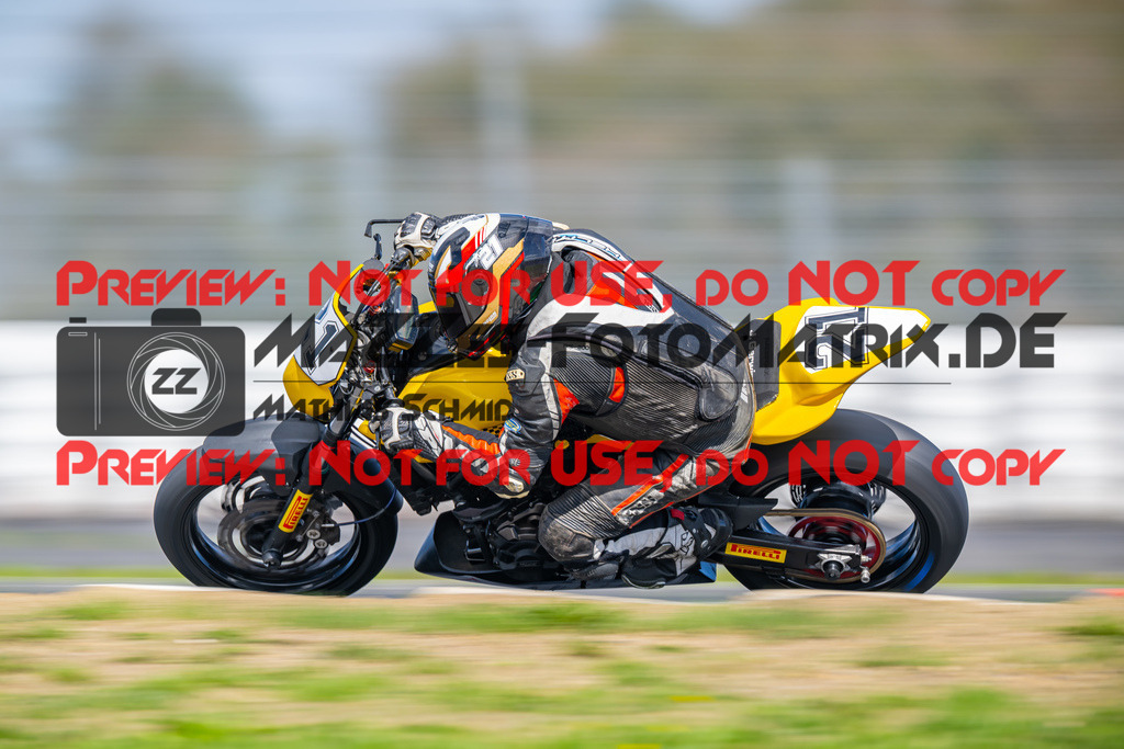MaZZes-Fotomatrix-20260905-644111 | TWIN