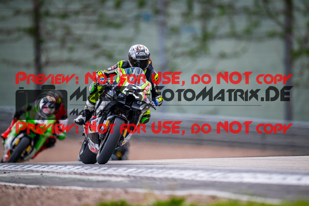 MaZZes_FotoMatrix_240505_6007705_2275 | STK1000