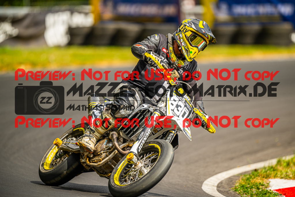 MaZZes_FotoMatrix_230701_9233 | UE40