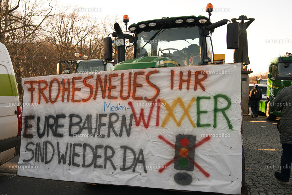 Bauernprotest Berlin am 8. Januar 2024 (6) | Metropolico