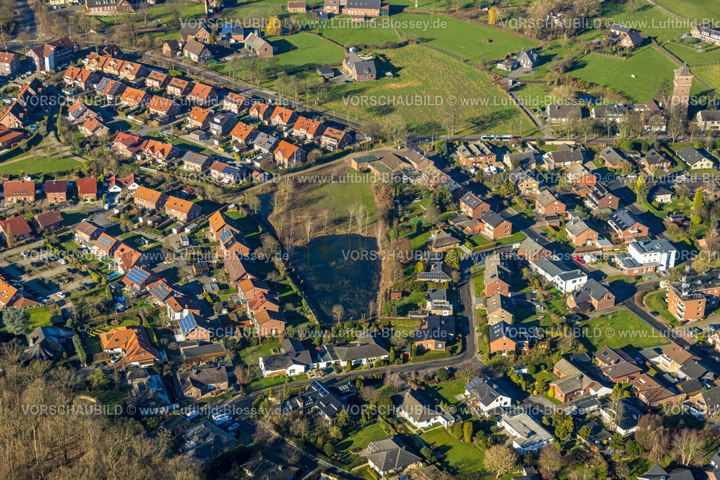 Selm230205067Cappenberg | Luftbild, Wasserturm am Cappenberger Damm, Ortsansicht mit Teich, Cappenberg, Selm, Münsterland, Nordrhein-Westfalen, Deutschland
