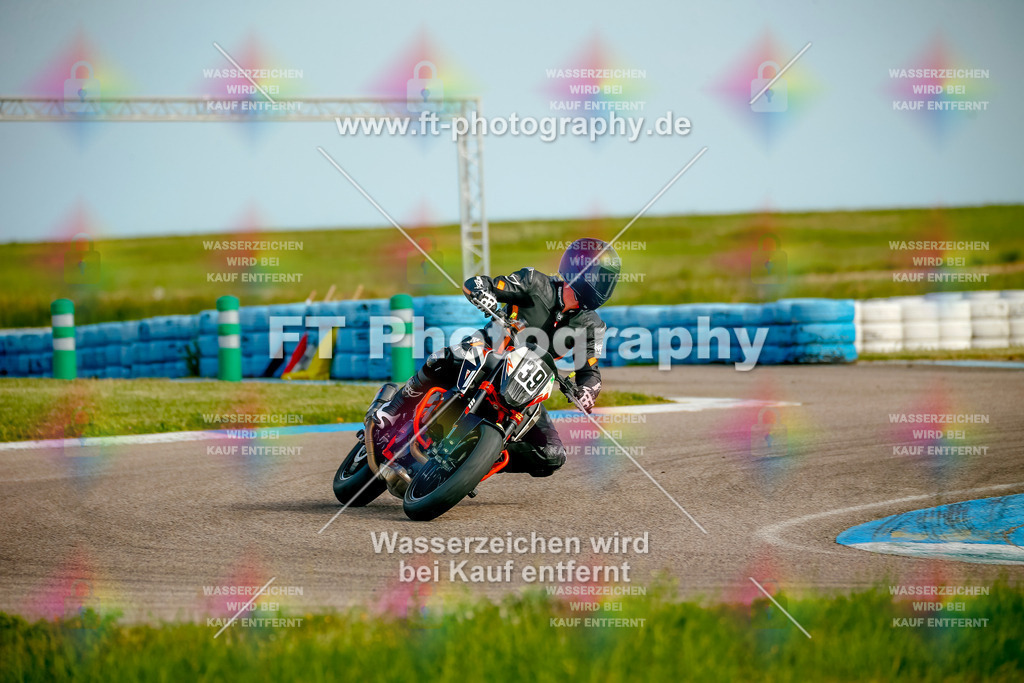 _MOT0113 | Hier findet Ihr Bilder von Touristenfahrten auf der Nürburgring Nordschleife oder von anderen Veranstaltungen die ich besucht habe. Viel Spass beim Durch Schauen 