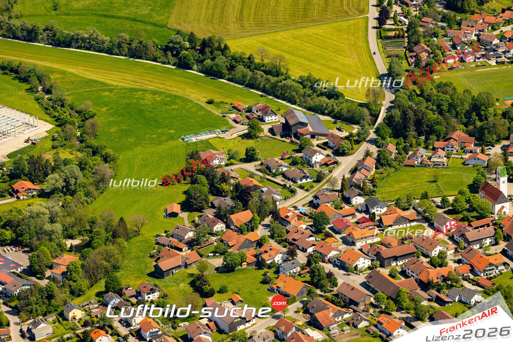 Das Luftbild zeigt : Ebenhofen Biessenhofen - Die Luftaufnahme wurde 2024 vom UL-Flugzeug aus erstellt ( keine Drohne ) - Hochauflösende Luftaufnahme - Für grossformatige Ausdrucke geeignet. Die Geschenkidee !Mit Lizenz und Bildrechte bestellbar