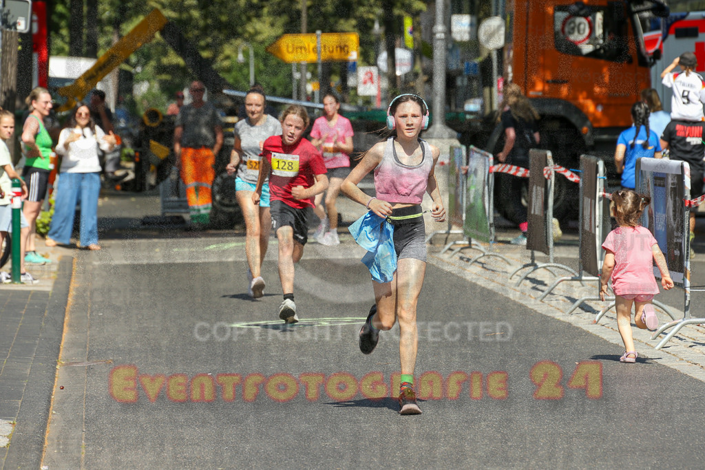 250621_1054_EX1_3078 | Sportfotografie im Rhein-Sieg Kreis, Köln, Bonn, NRW, Rheinland Pfalz, Hessen, etc. Unser Tätigkeitsfeld umfasst den Laufsport vom Volkslauf über den Marathon, Duathlon, Triathon bis zum Ultralauf wie Kölnpfad Ultra oder Schindertrail.