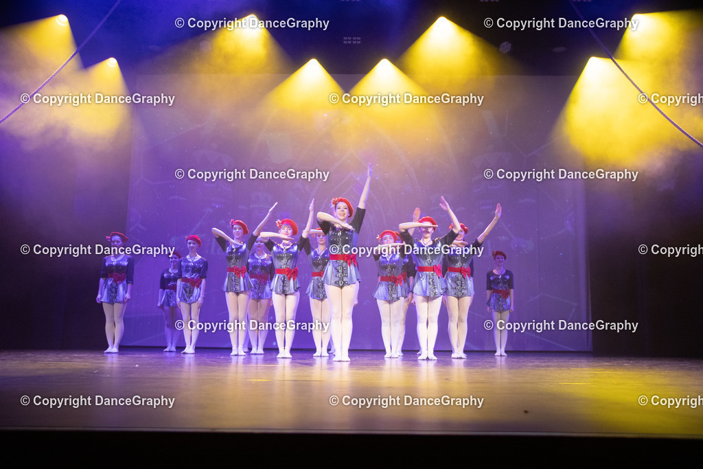 GPHY3543 | DanceGraphy - Realisiert mit Pictrs.com