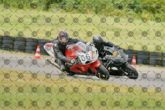 25bt05-0416 | markuskiefer.com - Realisiert mit Pictrs.com