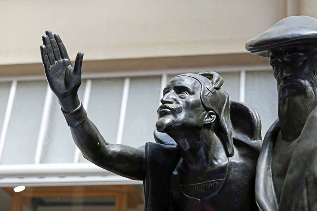 Foto: Leipzig - Faust-Skulpturen in der Mädler Passage - Mephisto | Das Team hinter BILDLEXIKON LEIPZIG bündelt historische wie aktuelle Informationen über die Stadt Leipzig in Text und Bild auf einer Plattform und stellt diese der interessierten Öffentlichkeit zur Verfügung.