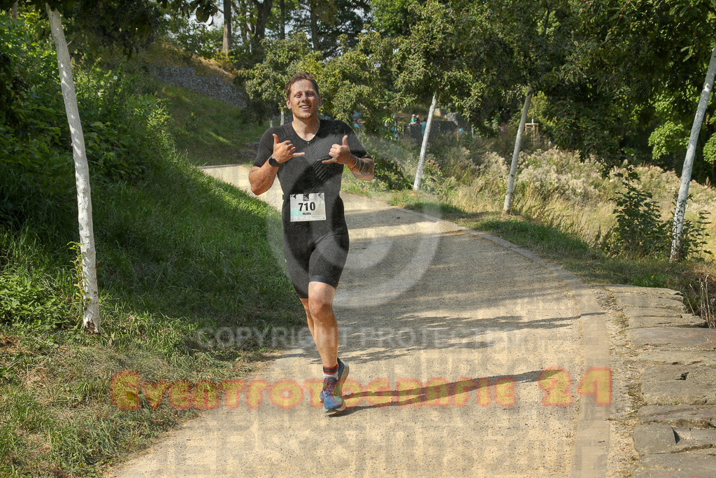250824_1434_EX1_6731 | Sportfotografie im Rhein-Sieg Kreis, Köln, Bonn, NRW, Rheinland Pfalz, Hessen, etc. Unser Tätigkeitsfeld umfasst den Laufsport vom Volkslauf über den Marathon, Duathlon, Triathon bis zum Ultralauf wie Kölnpfad Ultra oder Schindertrail.