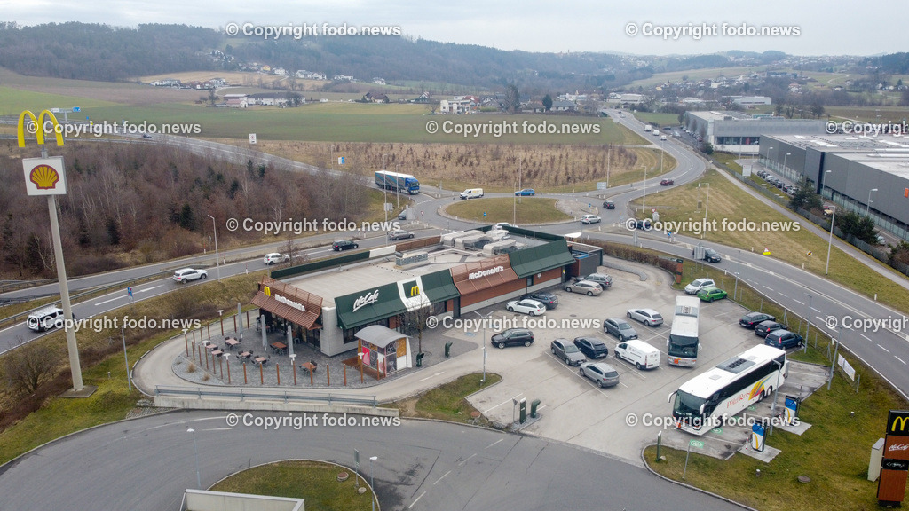 McDonalds_ Unterweitersdorf_ 10.03.2023-1 | 10.03.2023, Unterweitersdorf, AUT, McDonalds im Bild McDonalds, Restaurant, Fast Food, Drive In, Drohne