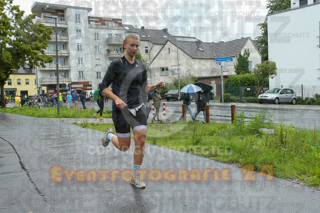 230806_1434_EX1_8623 | Sportfotografie im Rhein-Sieg Kreis, Köln, Bonn, NRW, Rheinland Pfalz, Hessen, etc. Unser Tätigkeitsfeld umfasst den Laufsport vom Volkslauf über den Marathon, Duathlon, Triathon bis zum Ultralauf wie Kölnpfad Ultra oder Schindertrail.