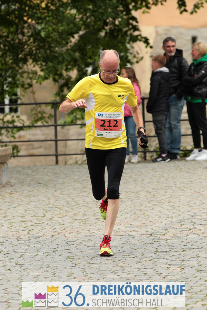VR Bank Hauptlauf 10km | 3königslauf 2022 VR Bank Hauptlauf - Realisiert mit Pictrs.com