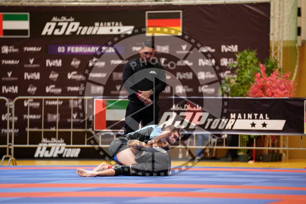 20240203PBB09456 | Fighters compete during the Brazilian Jiu-Jitsu Championship of the AJP Tour in Maintal by Frankfurt am Main, Germany, on February 2, 2024.