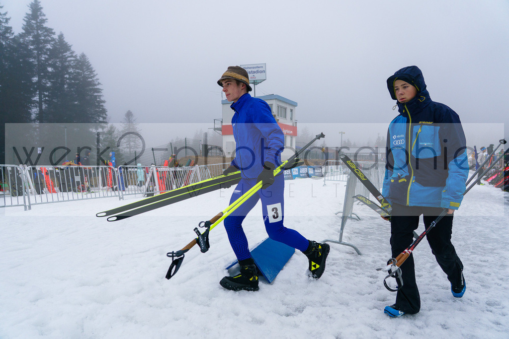 DP ARBER 9.-11.02.2024 | Unter schwierigen Bedingungen zauberte das OK ARBER-Team im Bayerischen Wald eine wettkampffähige Strecke im Arber Hohenzollern Skistadion.