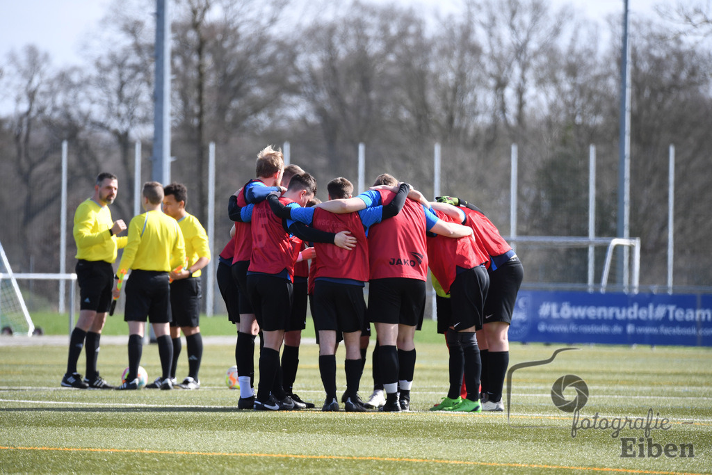 FC Rastede-WSC Frisia | Herren Kreisliga; FC Rastede (blau)-WSC Frisia WHV (rot) am 26.03.2023; in Rastede (Stadion Kötterweg), Photo: Philip Eiben 2023 - Realisiert mit Pictrs.com