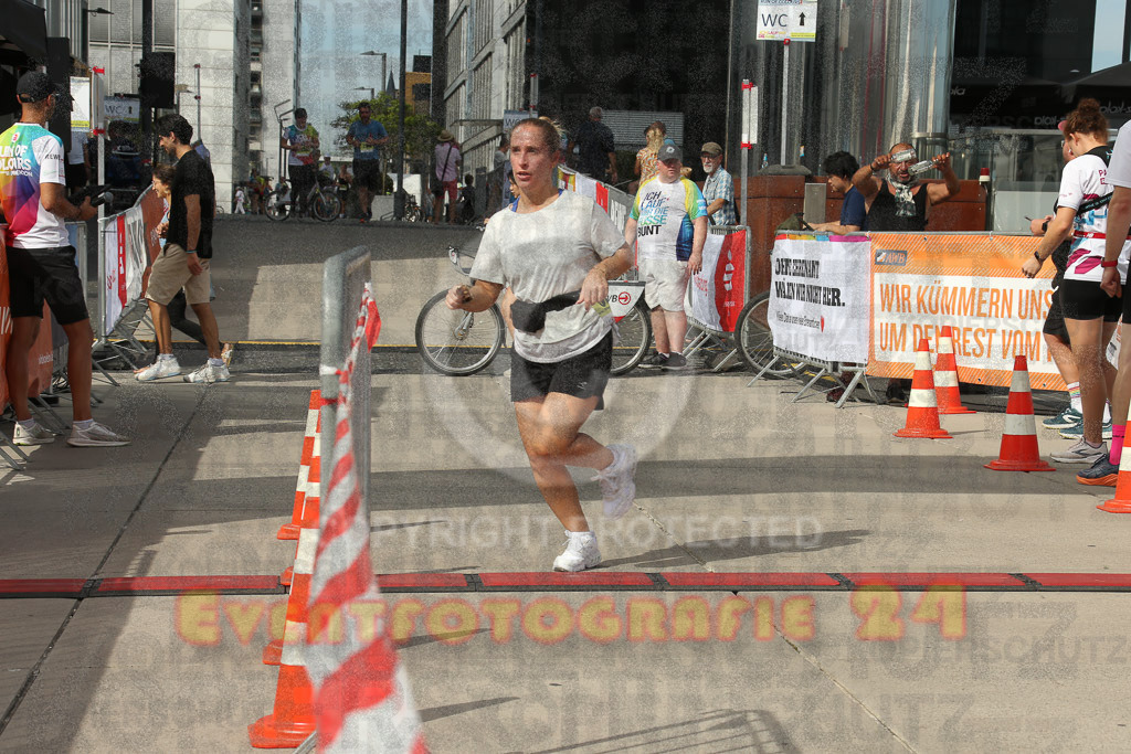 230916_1504_EX1_4937 | Sportfotografie im Rhein-Sieg Kreis, Köln, Bonn, NRW, Rheinland Pfalz, Hessen, etc. Unser Tätigkeitsfeld umfasst den Laufsport vom Volkslauf über den Marathon, Duathlon, Triathon bis zum Ultralauf wie Kölnpfad Ultra oder Schindertrail.