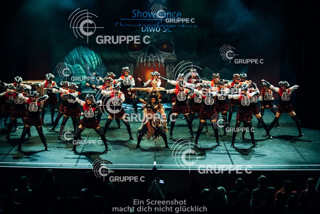 TANZTage25_031617275316285PK_SVS | TANZtage 2025 Duisburg  - Photo by Gruppe C Photography - Realisiert mit Pictrs.com