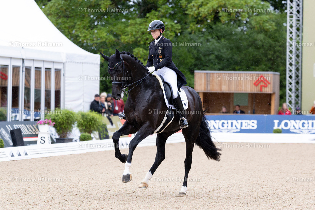 TH_405-WERTH Isabell (GER)_ Wendy de Fontaine_37731 | Deutsches Spring- und Dressur-Derby 2026 am 16.05.26 in Hamburg, 405WERTH Isabell (GER), Wendy de Fontaine