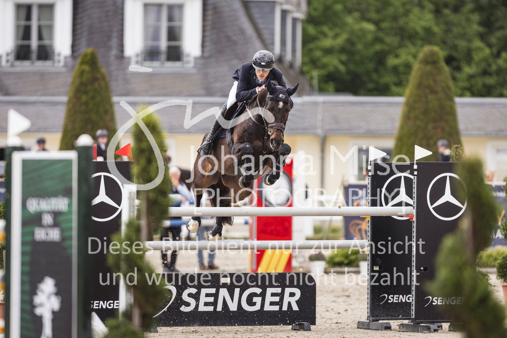 260509_PfSpTa_13_M2-Spr-331 | Deine schönsten Turniermomente als professionelle Fotos! Entdecke hochwertige Pferdesport-Fotografie im Online-Shop. Jetzt Fotos finden & bestellen!