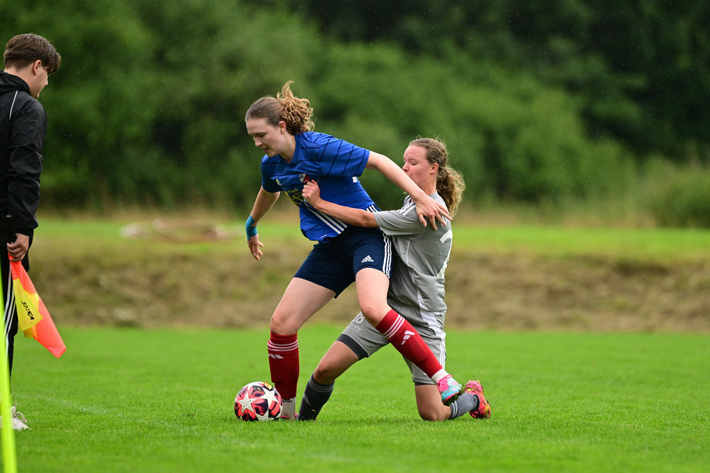 Fußball I Frauen I Saison 2025-2026 I Bezirkspokal I Qualifikation I TSV Stelle - TuS Fleestedt | Der Sportfotograf. - Realisiert mit Pictrs.com