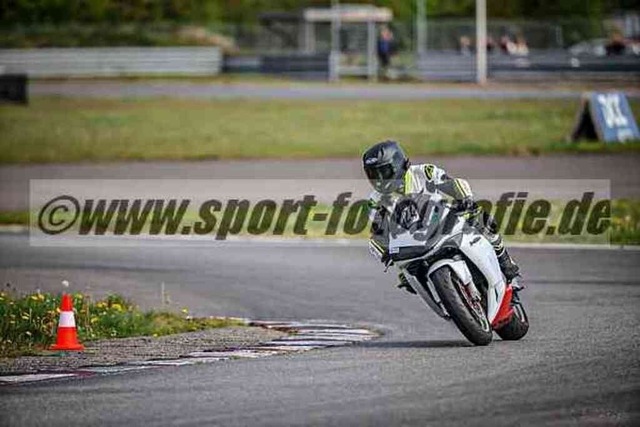 pubi7238 | Professionelle Fotos von Sportveranstaltungen, aber auch Hochzeiten und anderen Events. - Realisiert mit Pictrs.com