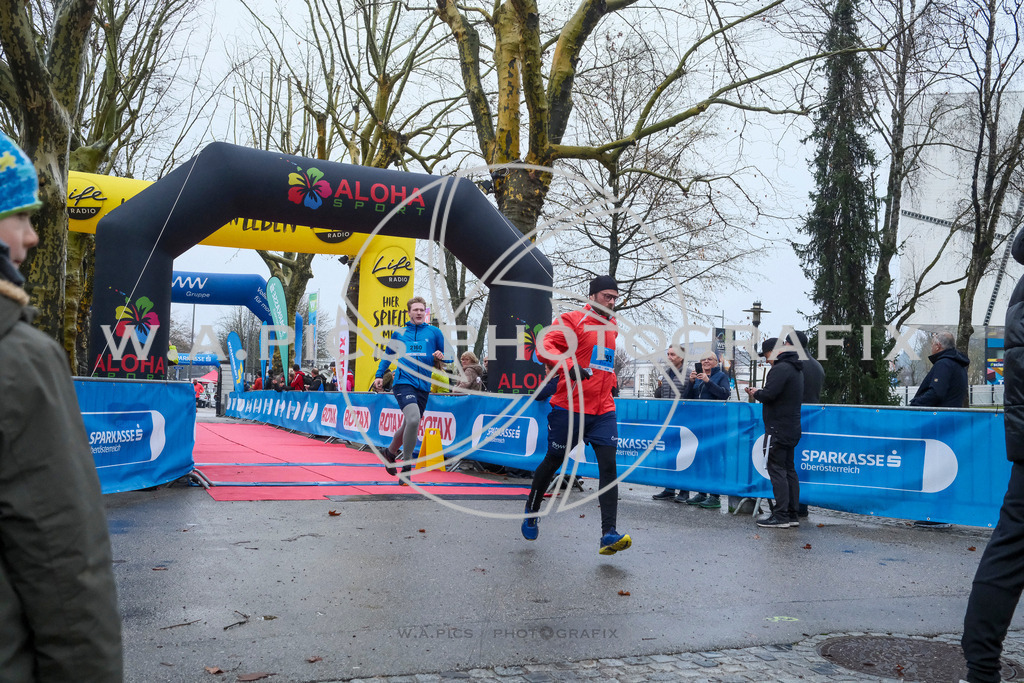 ..... | AUSTRIA, Wels, 30.03.25, ALOHA Wels Halbmarathon, Image Shows: , Foto: Wapics/RING M.
