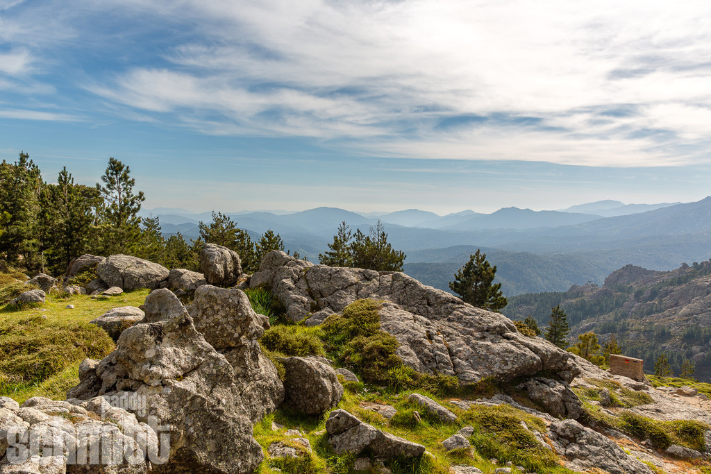 PS-Bergwelt-2026-25 | Entdecke die größte Bildgalerie der Region mit Fotografien aus dem Allgäu, der Bodenseeregion, Oberschwaben, dem Donautal und der Schwäbischen Alb. Landschaften, Luftaufnahmen und Reisefotografie als Wandbild und Fotokunst. - Realisiert mit Pictrs.com