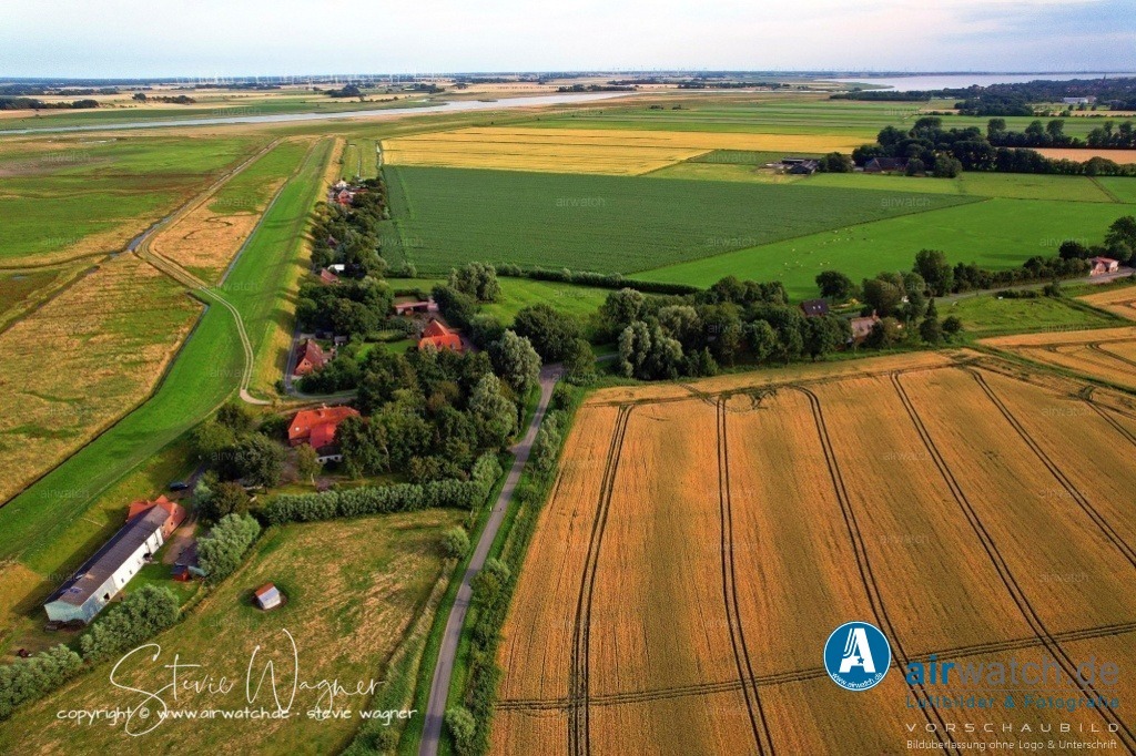 Eider - Hemmerdeich | Entdecken Sie atemberaubende Luftbilder und Fotografien auf airwatch.de - Tauchen Sie ein in eine Welt voller faszinierender Aufnahmen aus der Vogelperspektive.